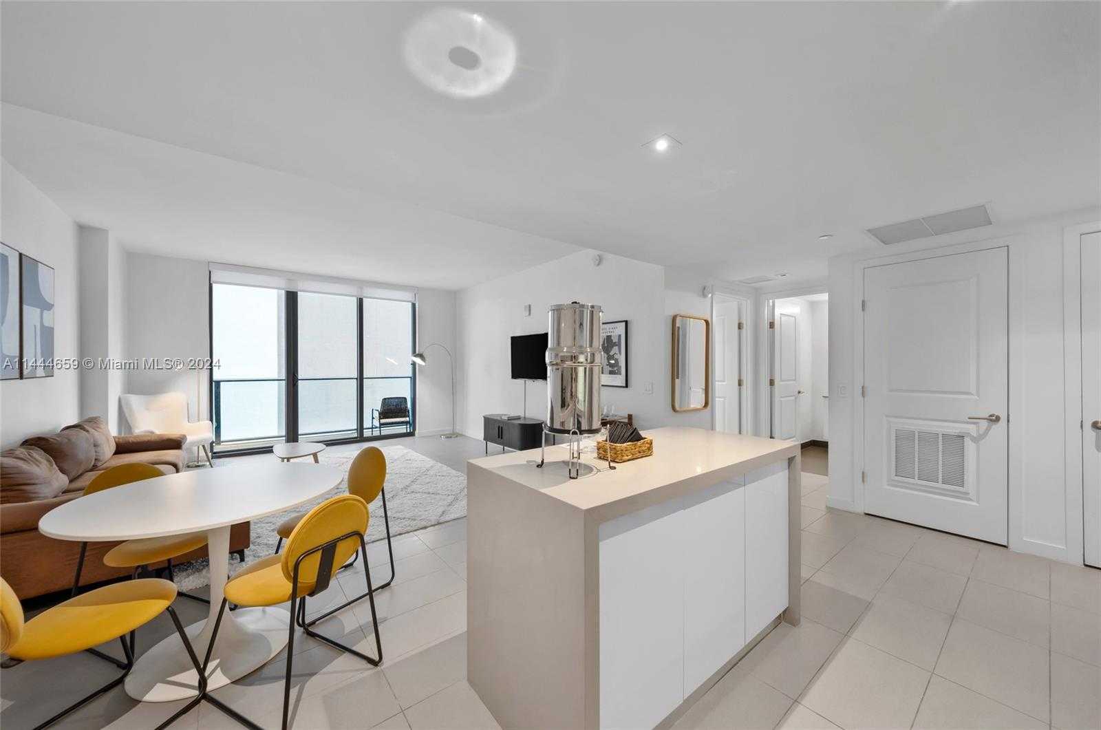 Small Image of 1600 NORTH EAST 1ST AVE #2318, Miami Number 5