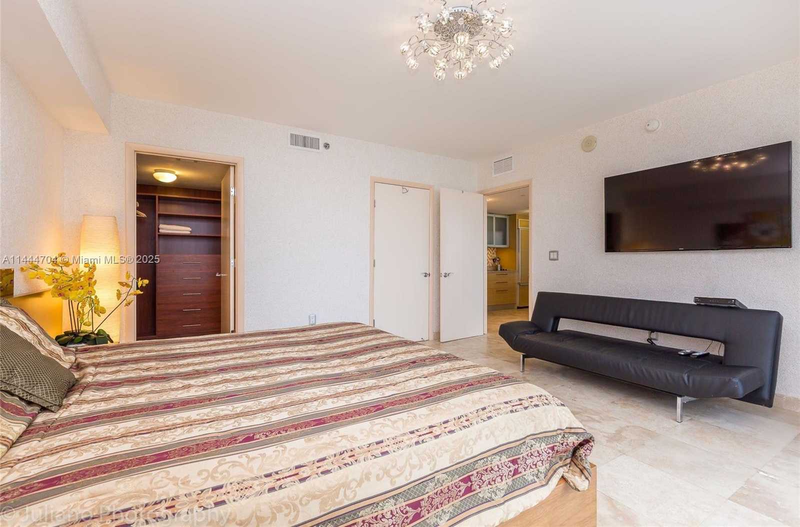 Small Image of 1830 SOUTH OCEAN DR #1107, Hallandale Beach Number 11