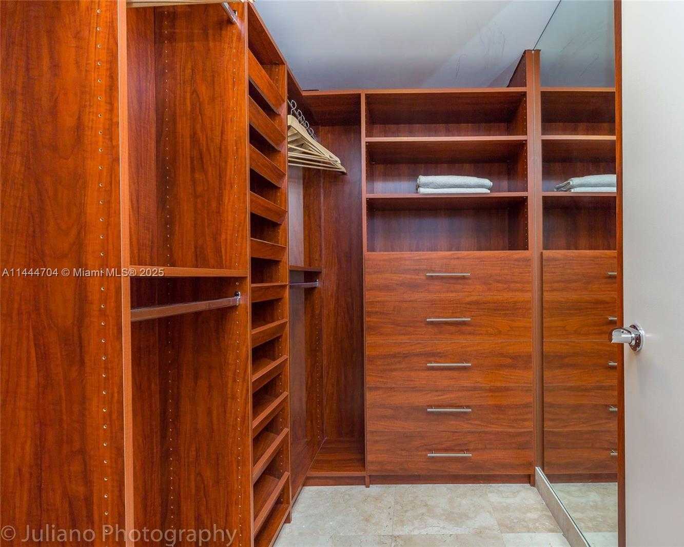 Small Image of 1830 SOUTH OCEAN DR #1107, Hallandale Beach Number 17