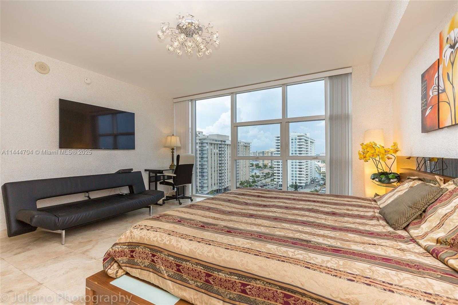 Small Image of 1830 SOUTH OCEAN DR #1107, Hallandale Beach Number 19