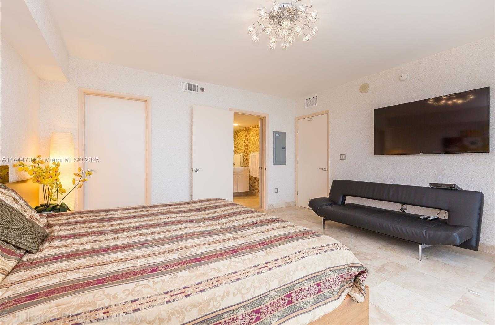 Small Image of 1830 SOUTH OCEAN DR #1107, Hallandale Beach Number 20