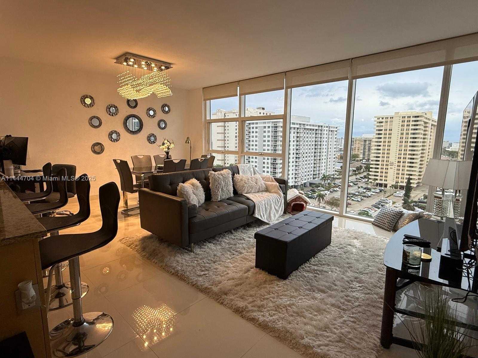 Small Image of 1830 SOUTH OCEAN DR #1107, Hallandale Beach Number 25