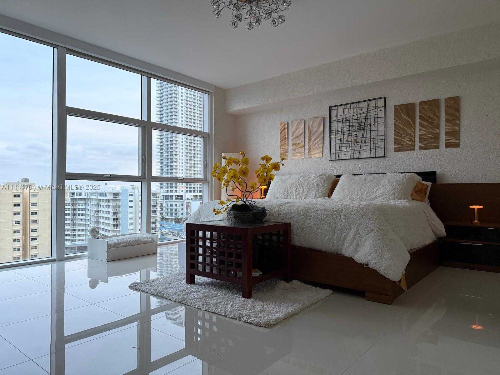 Small Image of 1830 SOUTH OCEAN DR #1107, Hallandale Beach Number 28