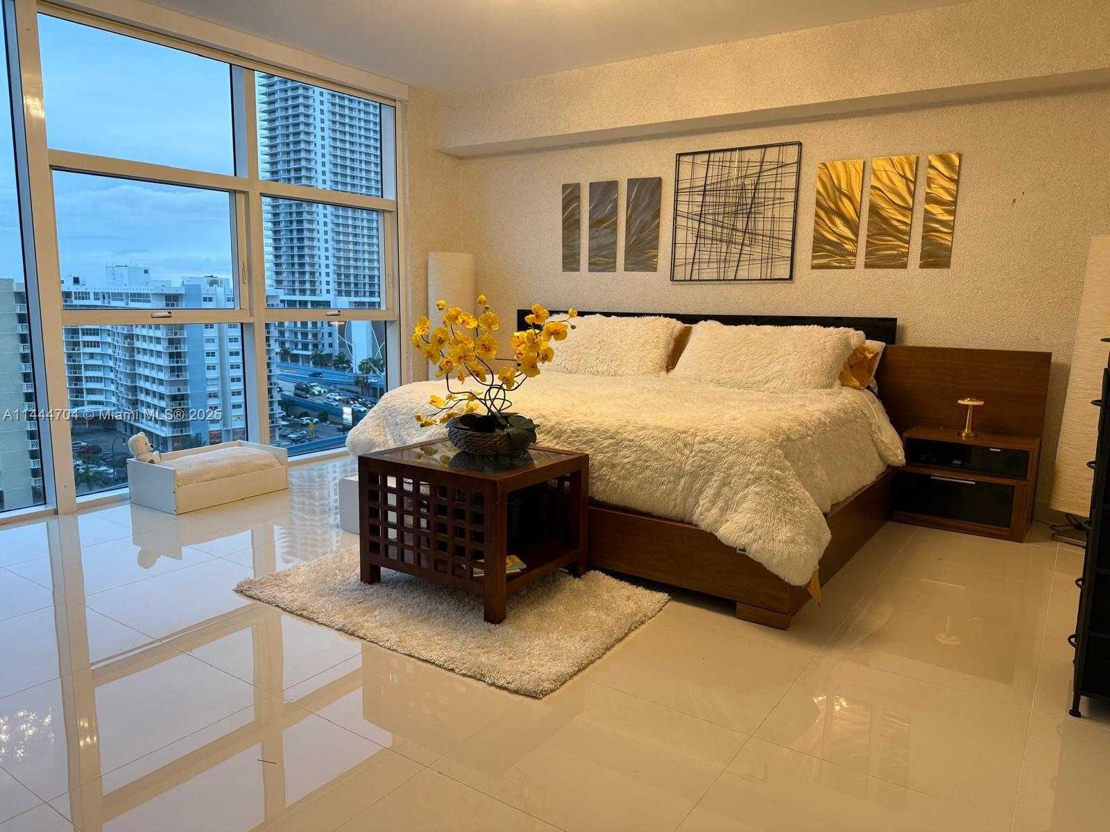 Small Image of 1830 SOUTH OCEAN DR #1107, Hallandale Beach Number 32