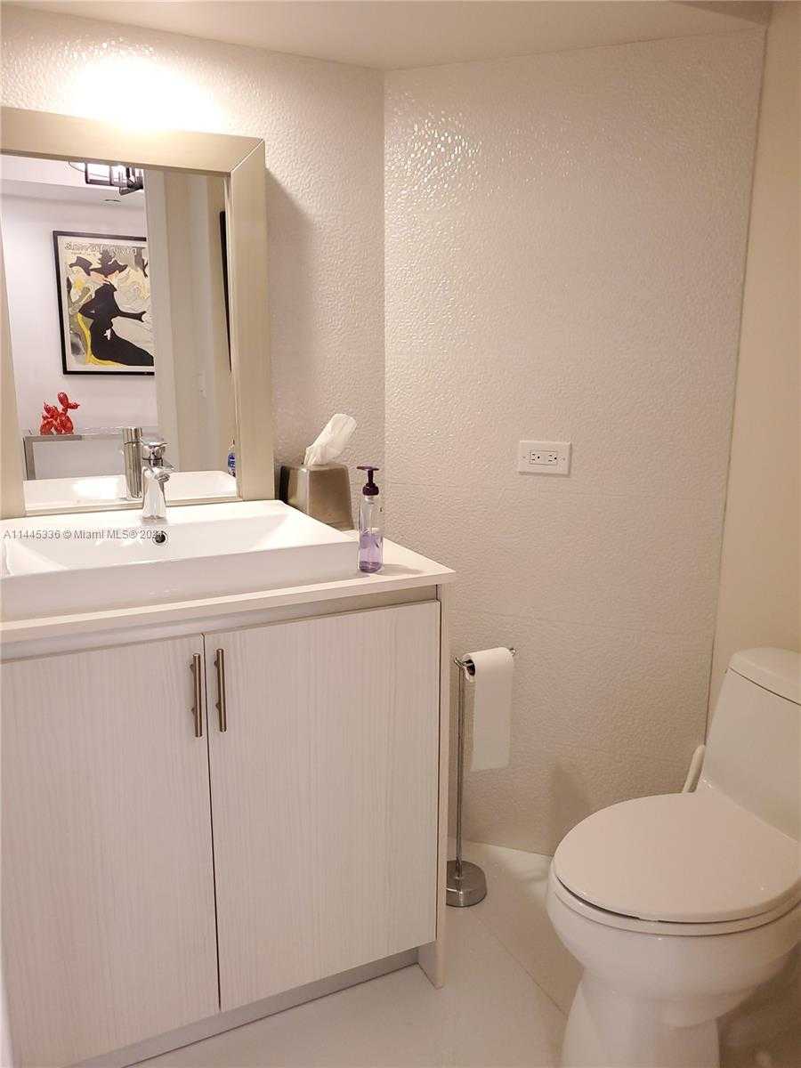 Small Image of 3000 ISLAND BLVD #2603, Aventura Number 10