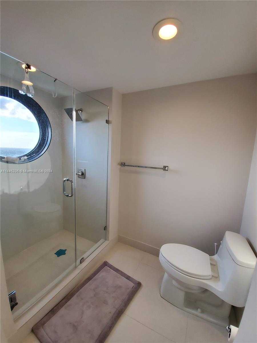 Small Image of 3000 ISLAND BLVD #2603, Aventura Number 15
