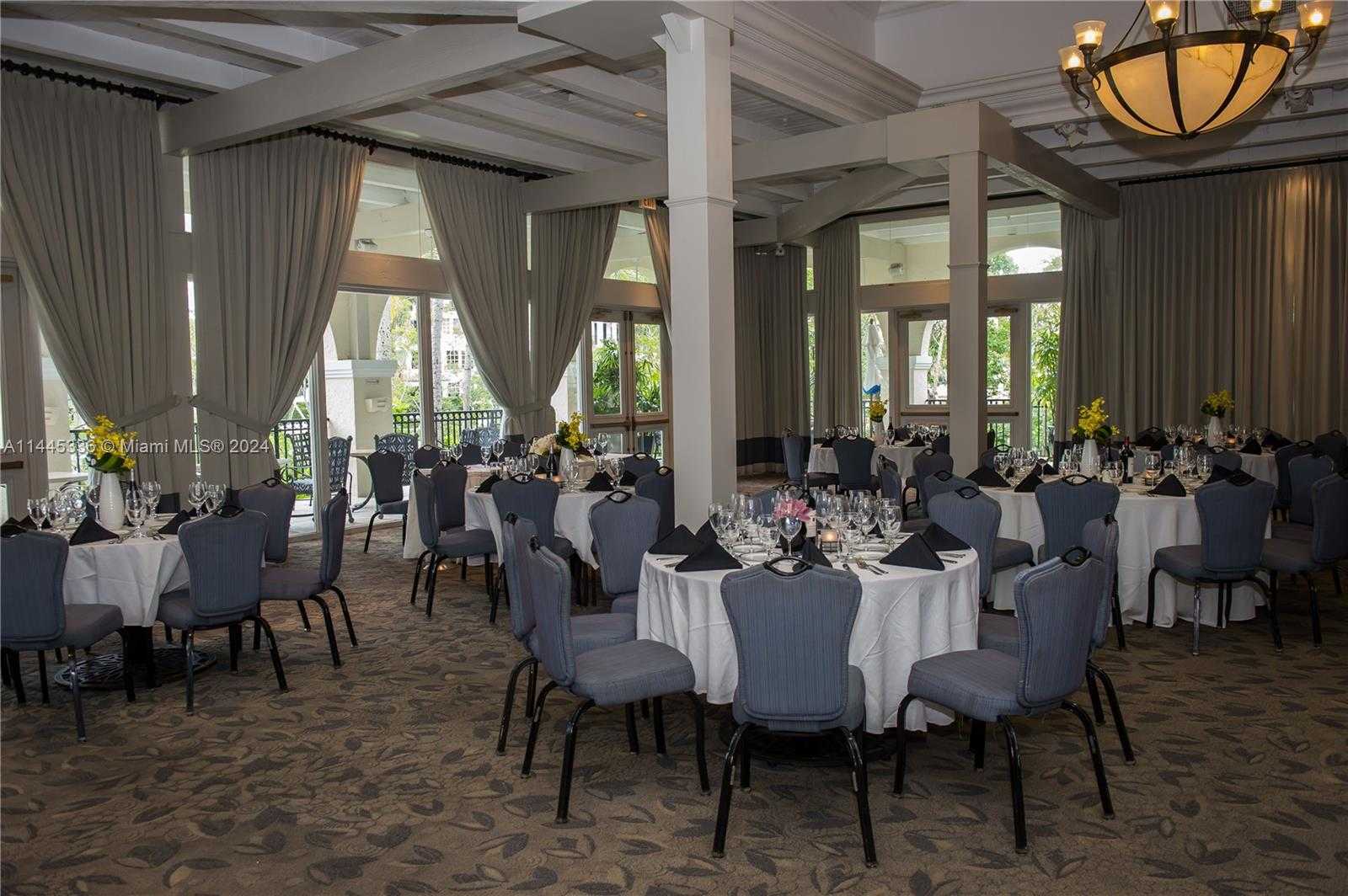 Small Image of 3000 ISLAND BLVD #2603, Aventura Number 24