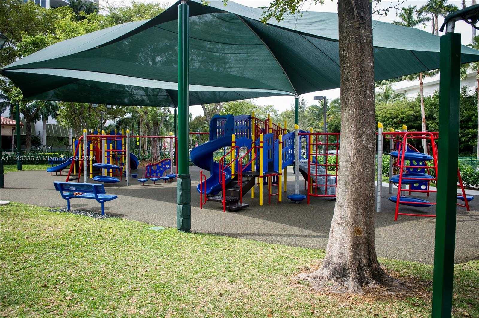 Small Image of 3000 ISLAND BLVD #2603, Aventura Number 27