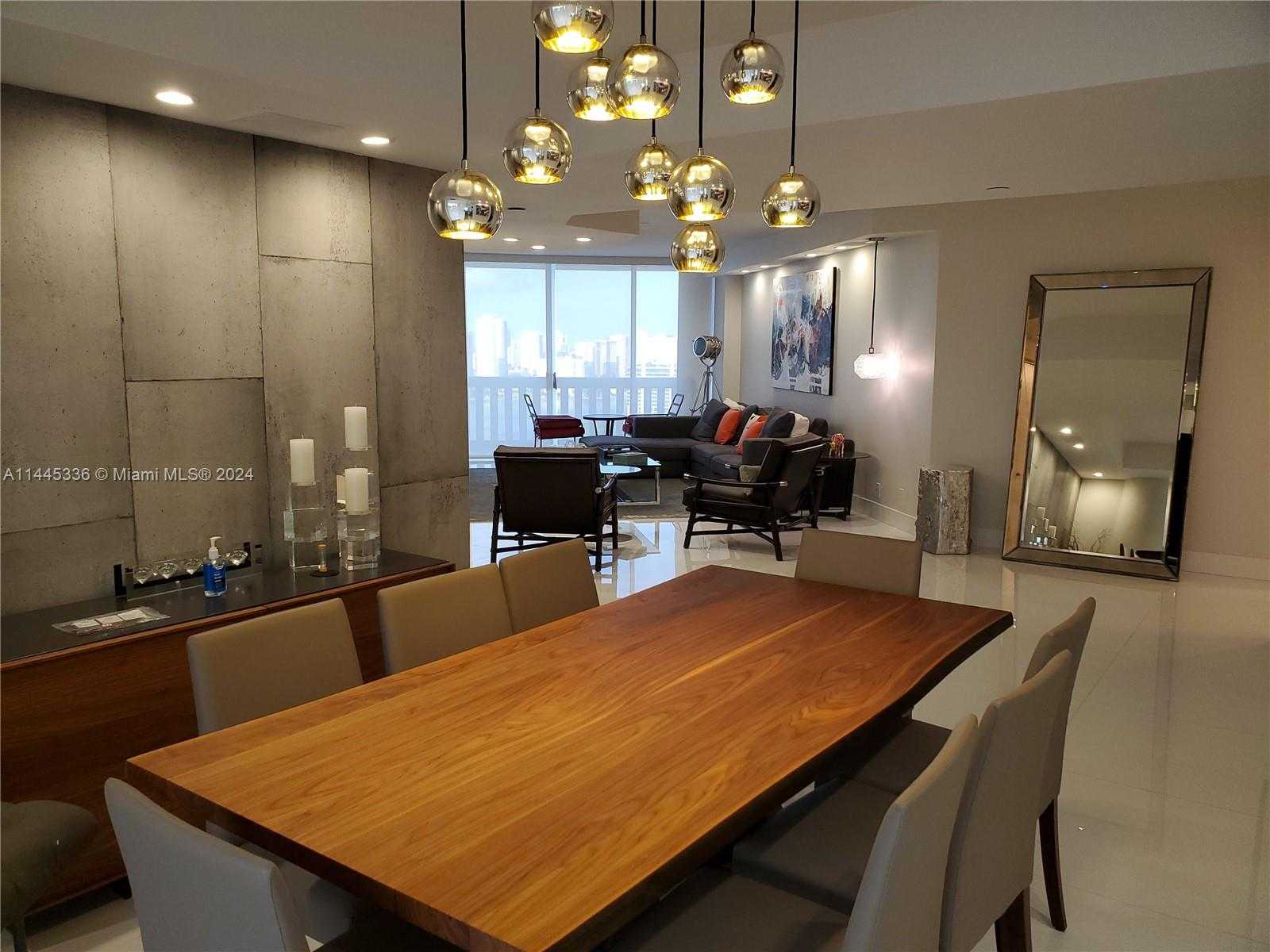 Small Image of 3000 ISLAND BLVD #2603, Aventura Number 8