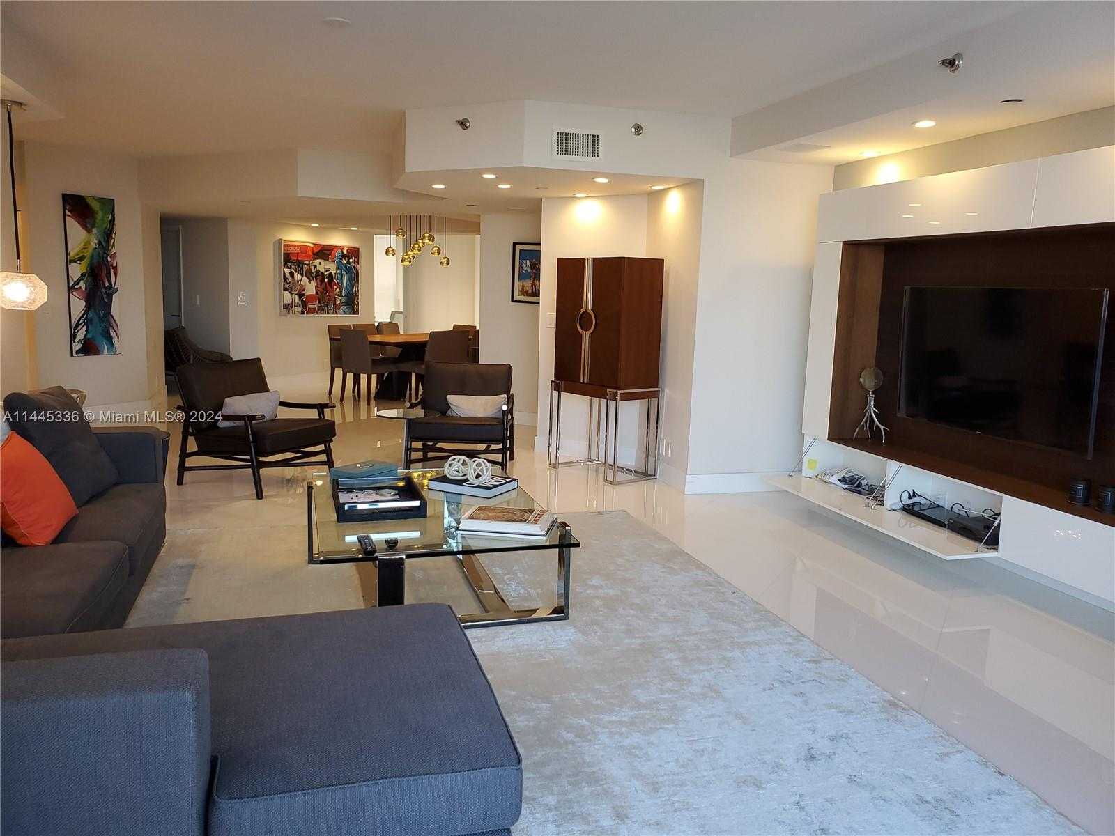Small Image of 3000 ISLAND BLVD #2603, Aventura Number 9