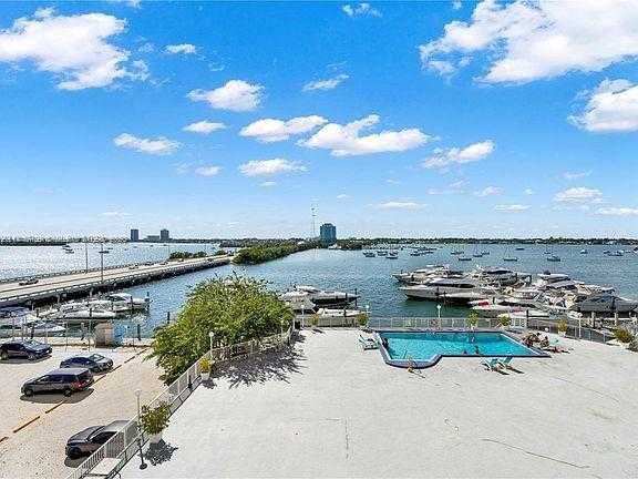 Small Image of 7904 WEST DR #407, North Bay Village Number 12