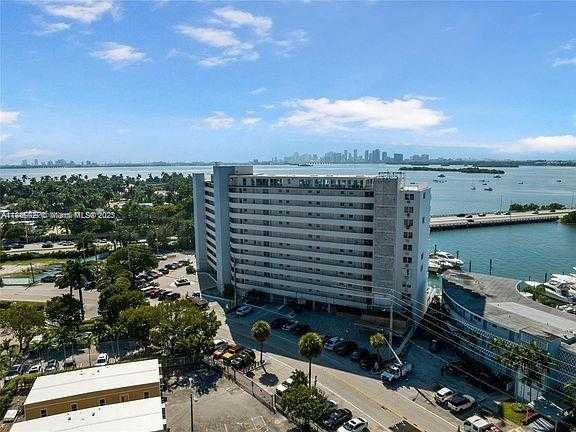 Small Image of 7904 WEST DR #407, North Bay Village Number 13