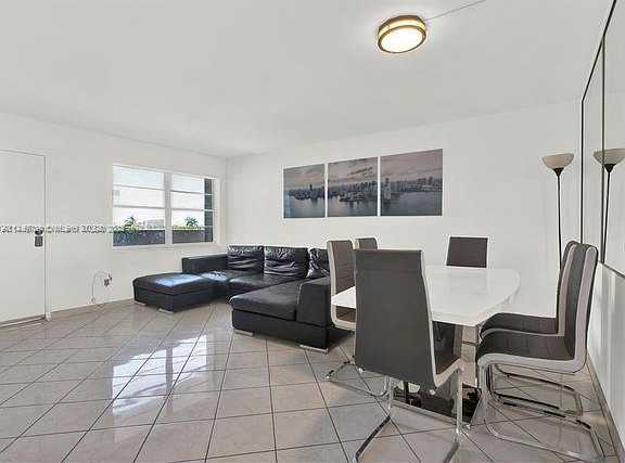 Small Image of 7904 WEST DR #407, North Bay Village Number 4
