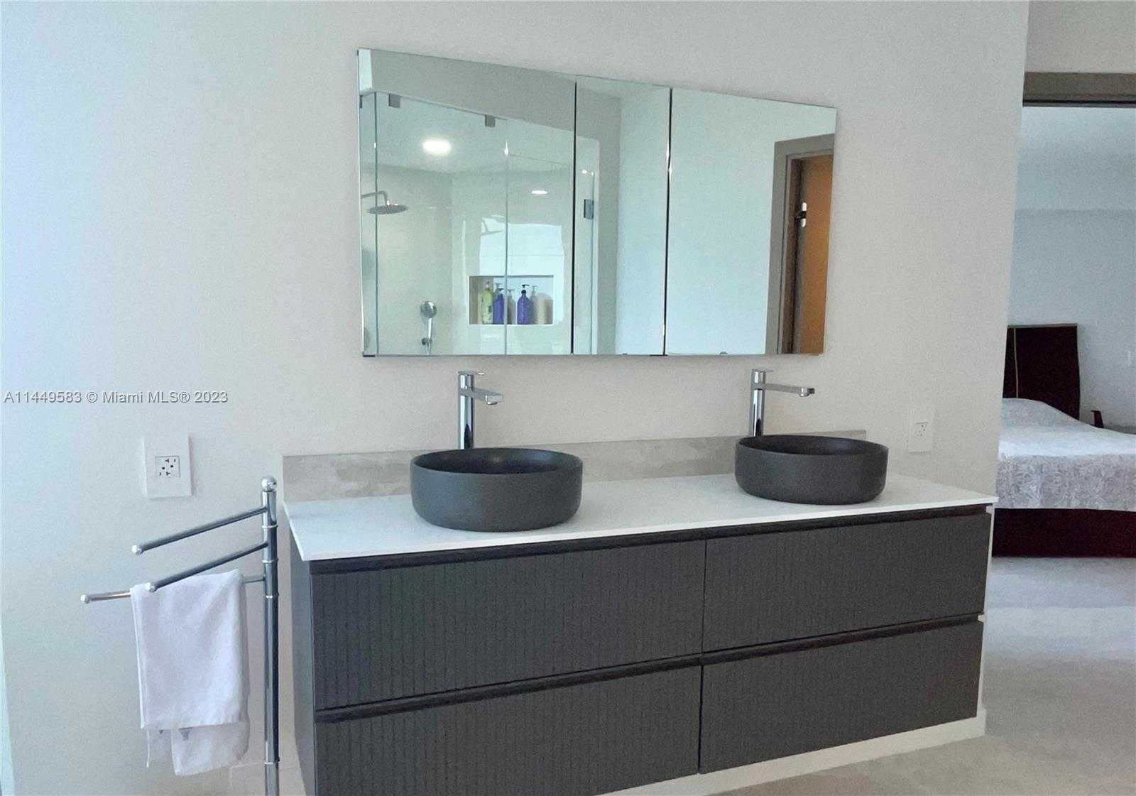 Small Image of 17555 COLLINS AVE #1001, Sunny Isles Beach Number 15
