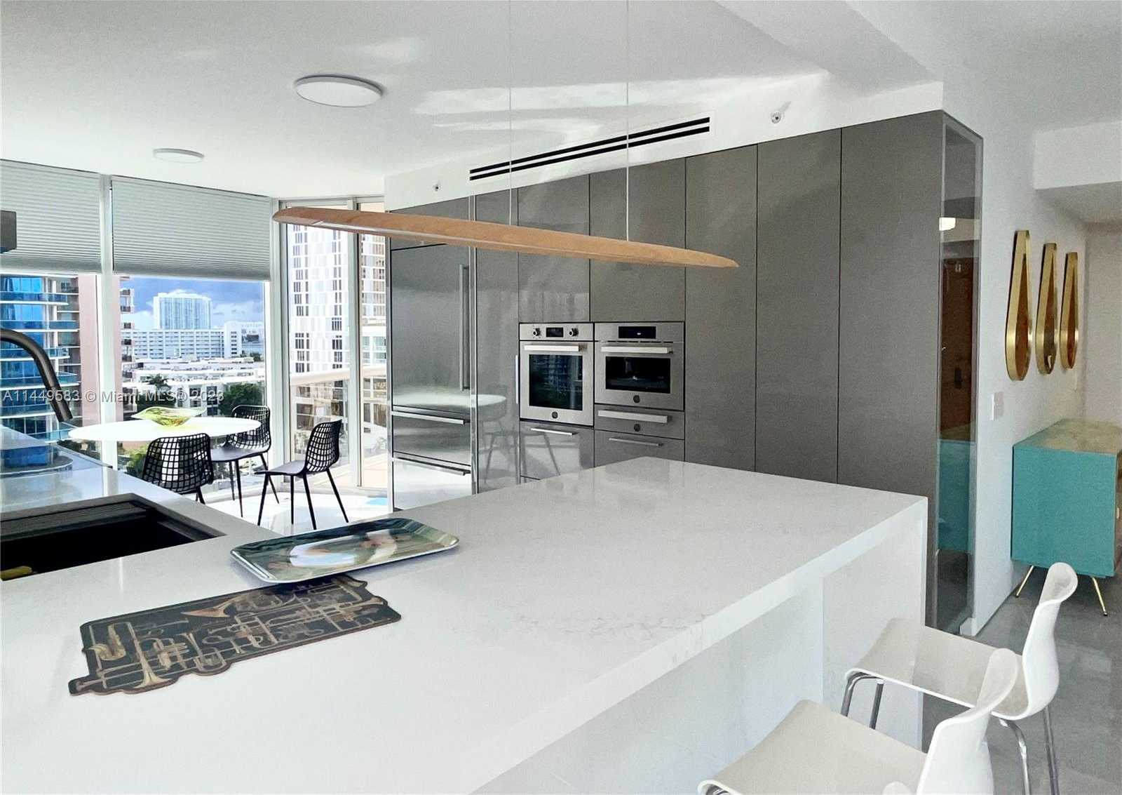 Small Image of 17555 COLLINS AVE #1001, Sunny Isles Beach Number 3