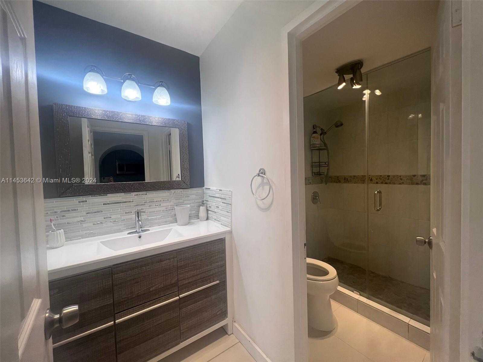 Small Image of 100 LINCOLN RD #501, Miami Beach Number 6