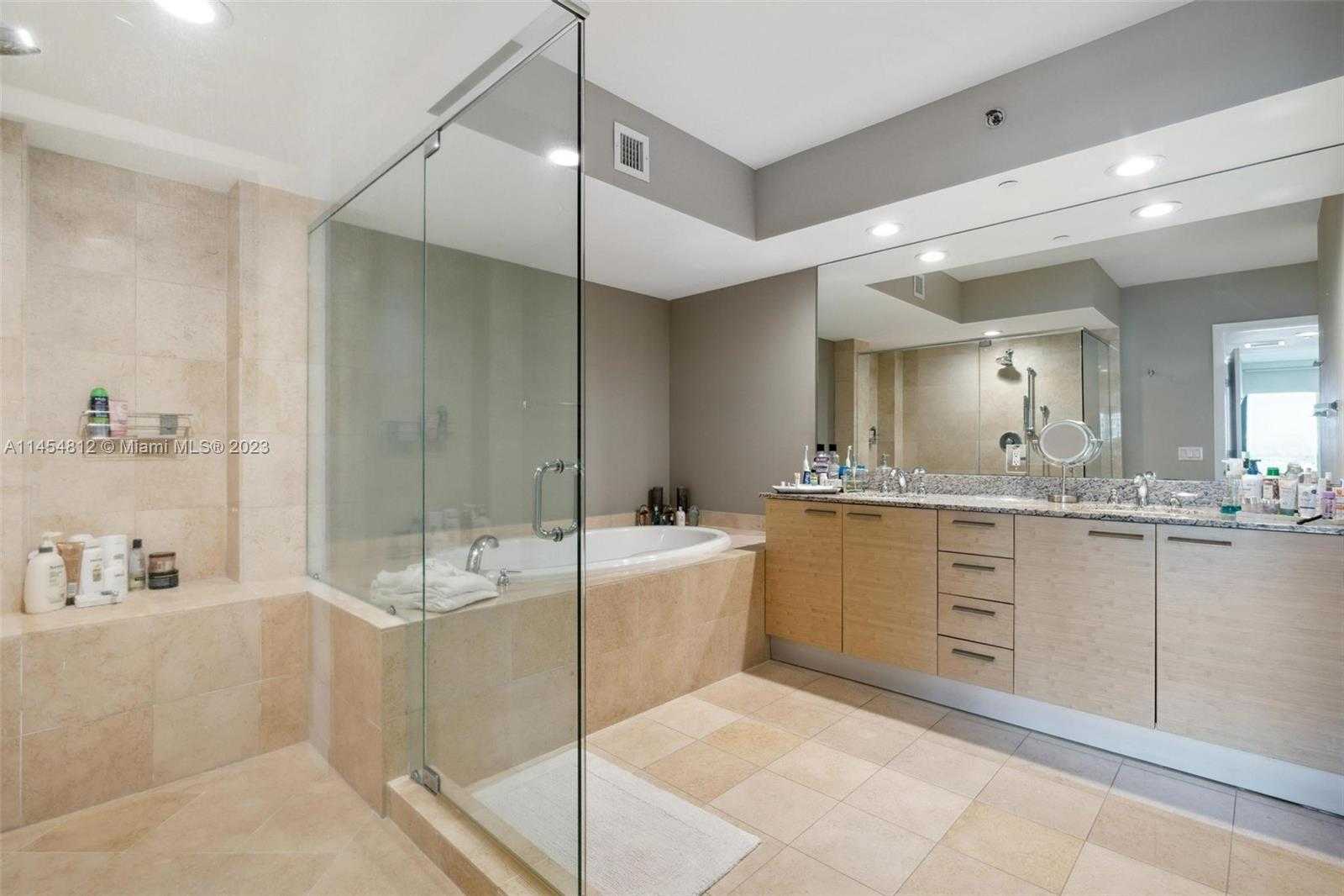 Small Image of 1830 SOUTH OCEAN DR #4211, Hallandale Beach Number 18