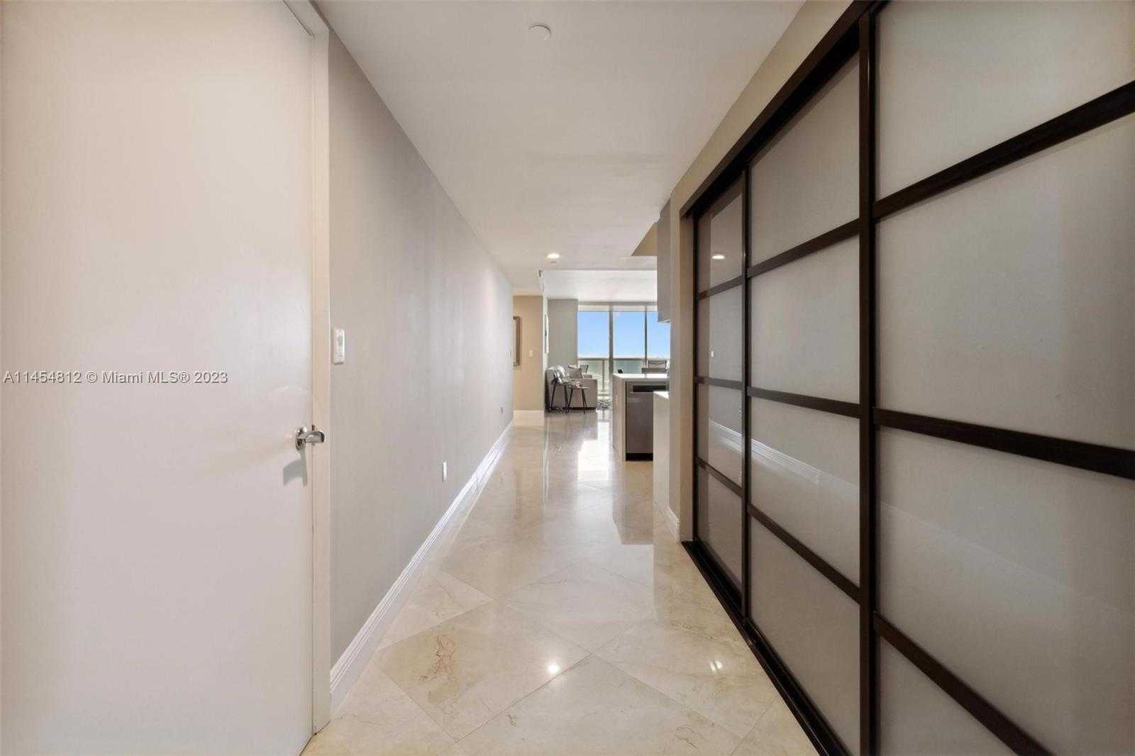 Small Image of 1830 SOUTH OCEAN DR #4211, Hallandale Beach Number 19