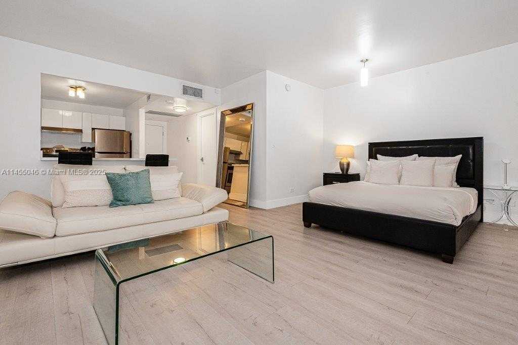 Small Image of 2301 COLLINS AVE #341, Miami Beach Number 5