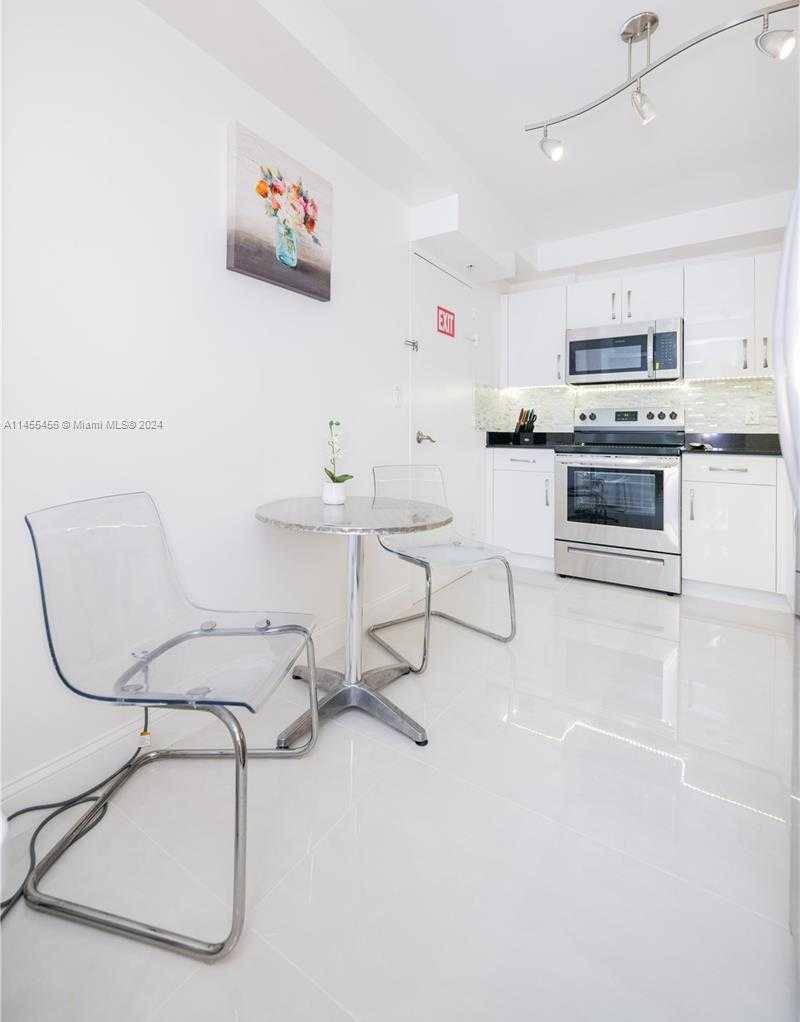 Small Image of 3801 SOUTH OCEAN DR #7O, Hollywood Number 19