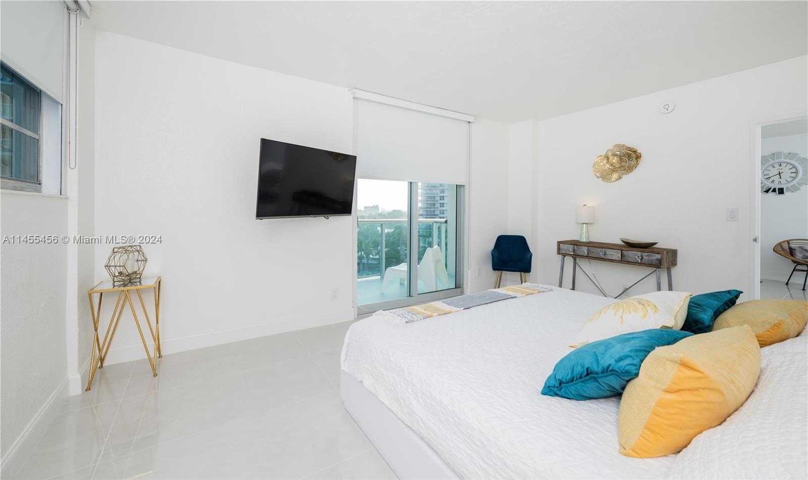Small Image of 3801 SOUTH OCEAN DR #7O, Hollywood Number 23