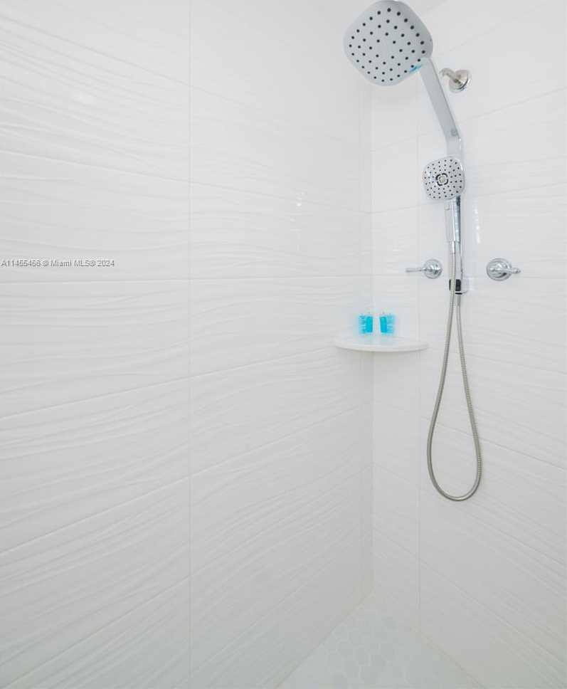 Small Image of 3801 SOUTH OCEAN DR #7O, Hollywood Number 31