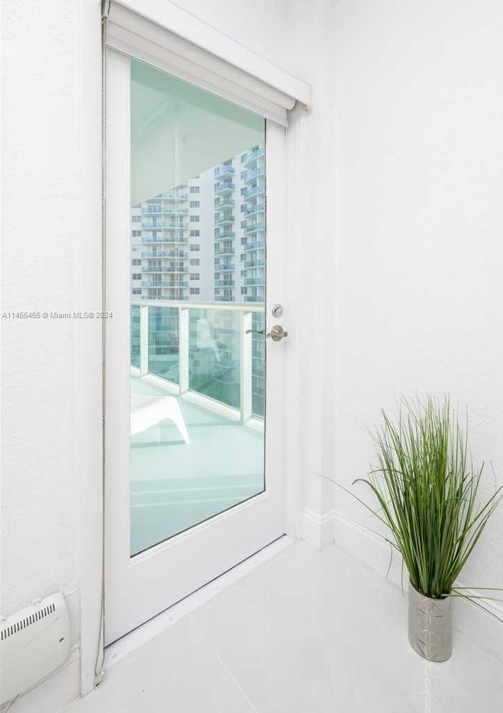 Small Image of 3801 SOUTH OCEAN DR #7O, Hollywood Number 5