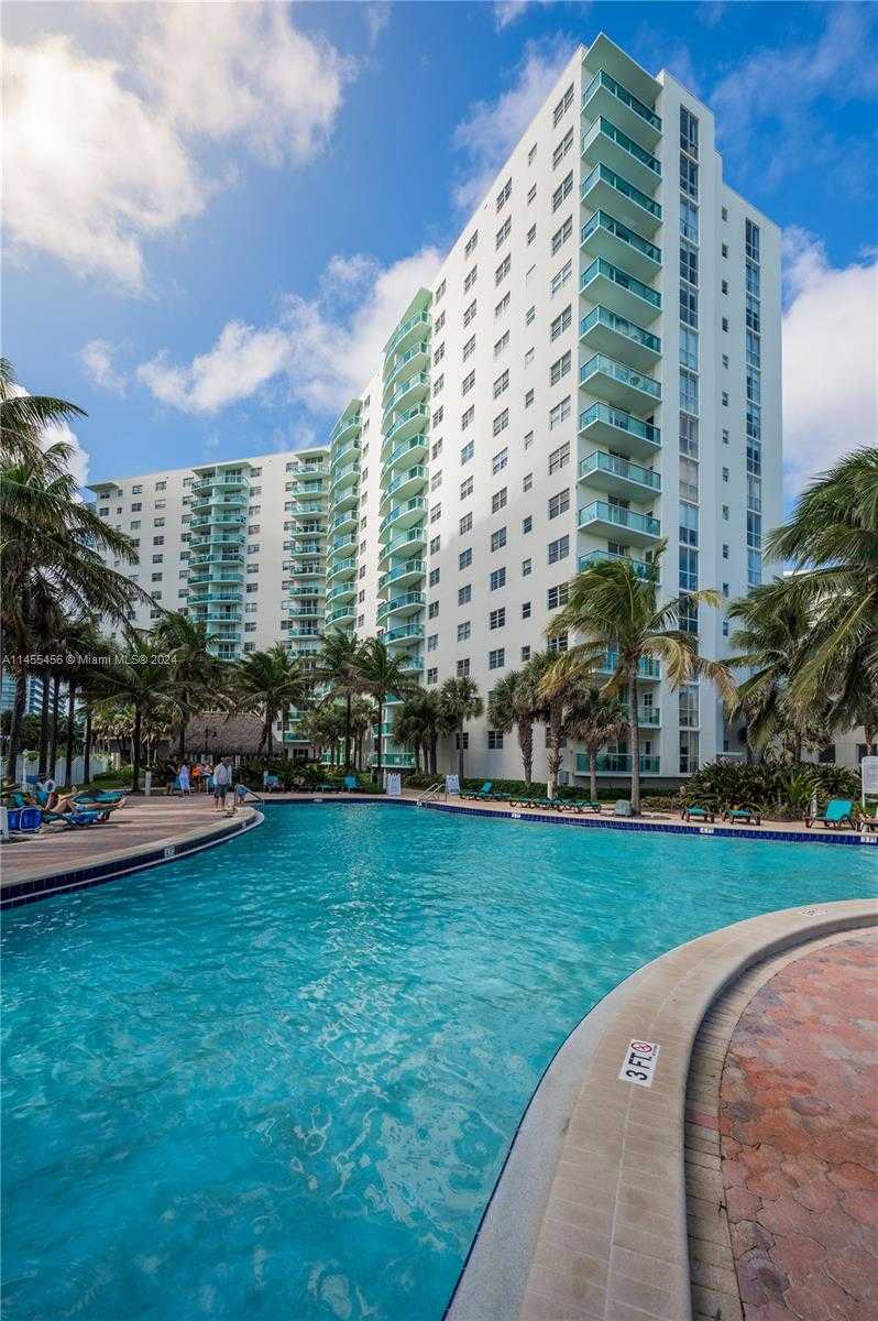 Small Image of 3801 SOUTH OCEAN DR #7O, Hollywood Number 54