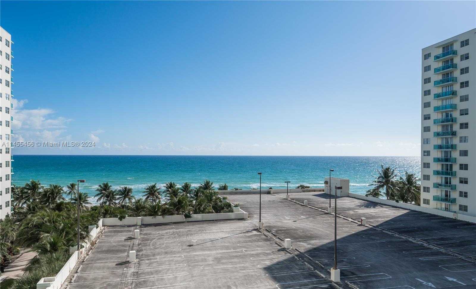 Small Image of 3801 SOUTH OCEAN DR #7O, Hollywood Number 61