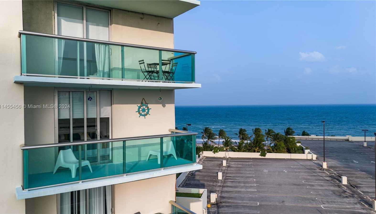 Small Image of 3801 SOUTH OCEAN DR #7O, Hollywood Number 7