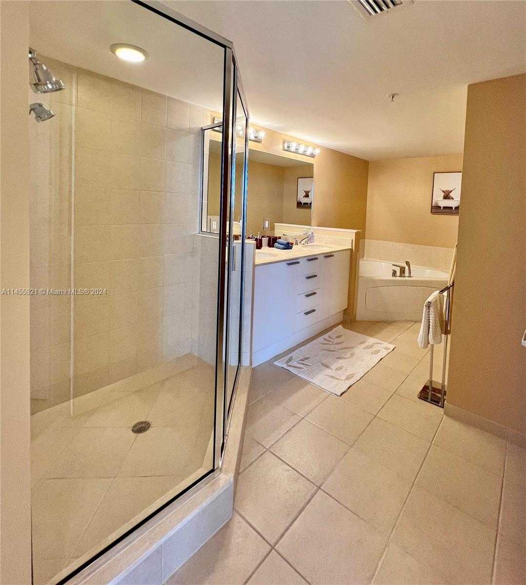 Small Image of 16699 COLLINS AVE #2501, Sunny Isles Beach Number 21