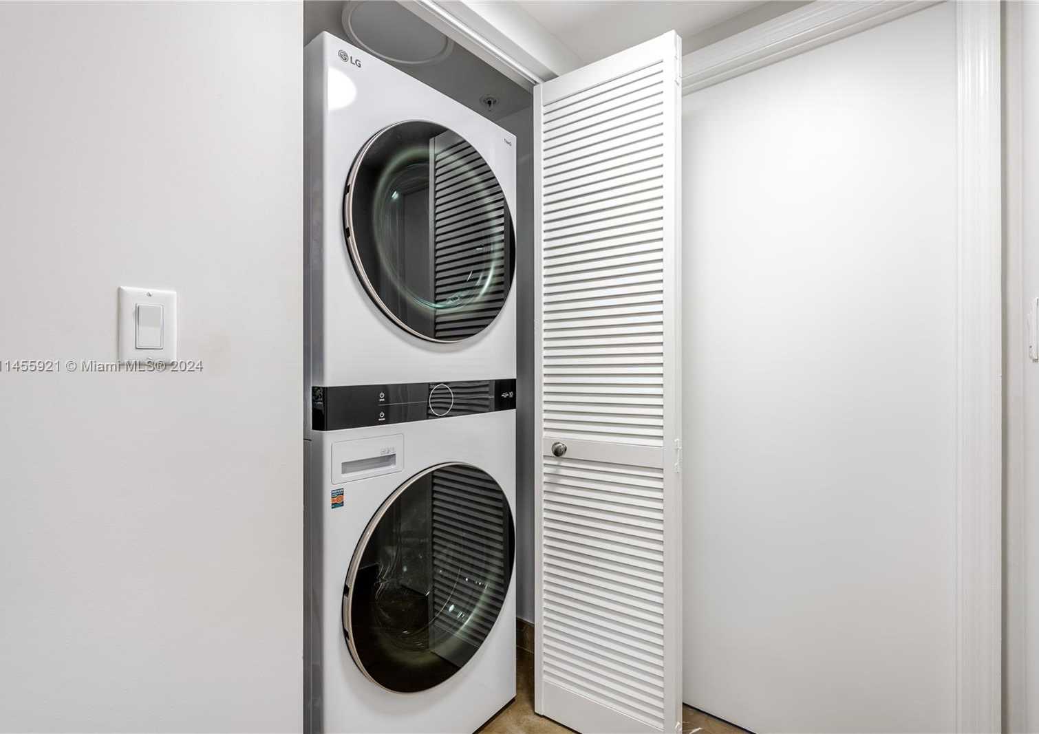 Small Image of 16699 COLLINS AVE #2501, Sunny Isles Beach Number 31