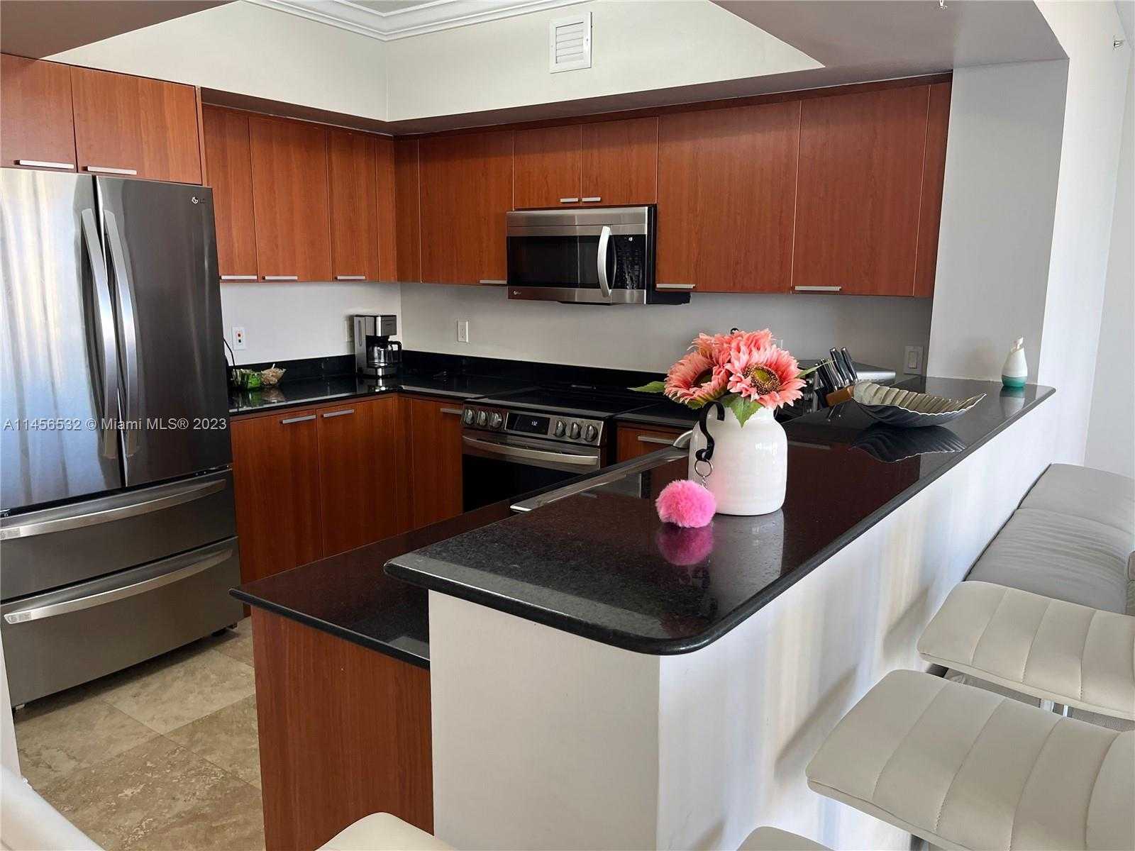 Small Image of 16699 COLLINS AVE #1207, Sunny Isles Beach Number 6