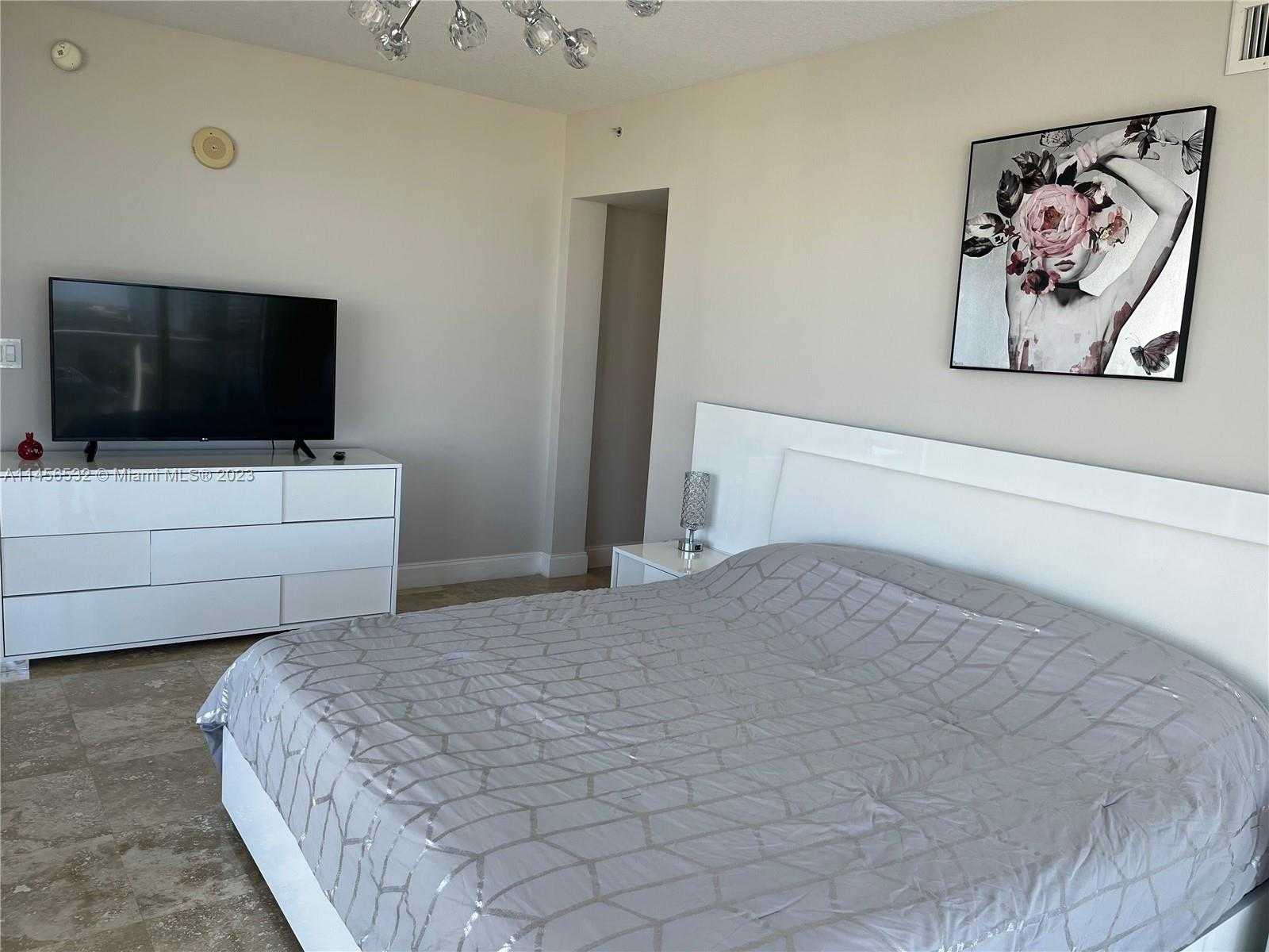 Small Image of 16699 COLLINS AVE #1207, Sunny Isles Beach Number 9