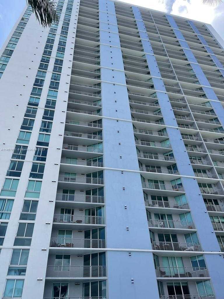 Small Image of 325 SOUTH BISCAYNE BLVD #3716, Miami Number 27