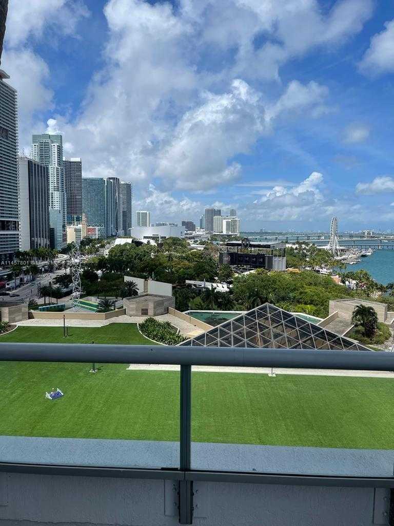Small Image of 325 SOUTH BISCAYNE BLVD #3716, Miami Number 29