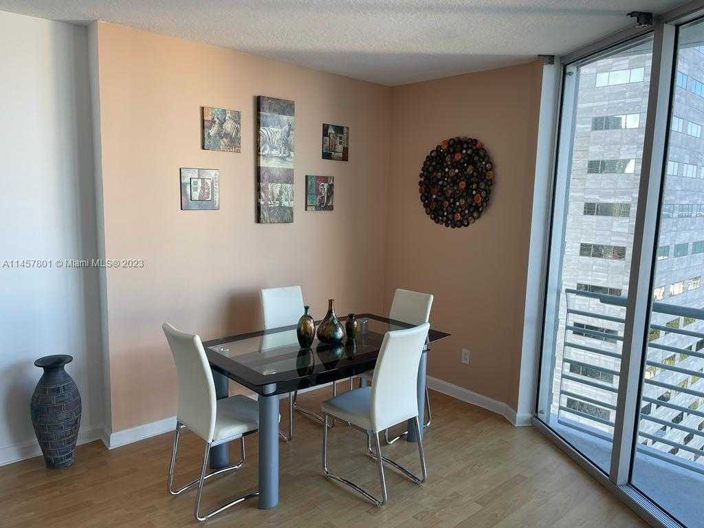 Small Image of 325 SOUTH BISCAYNE BLVD #3716, Miami Number 6