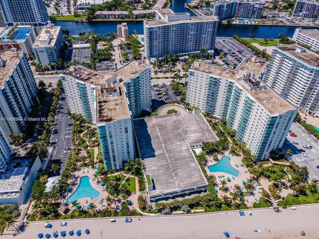Small Image of 3801 SOUTH OCEAN DR #6S, Hollywood Number 16