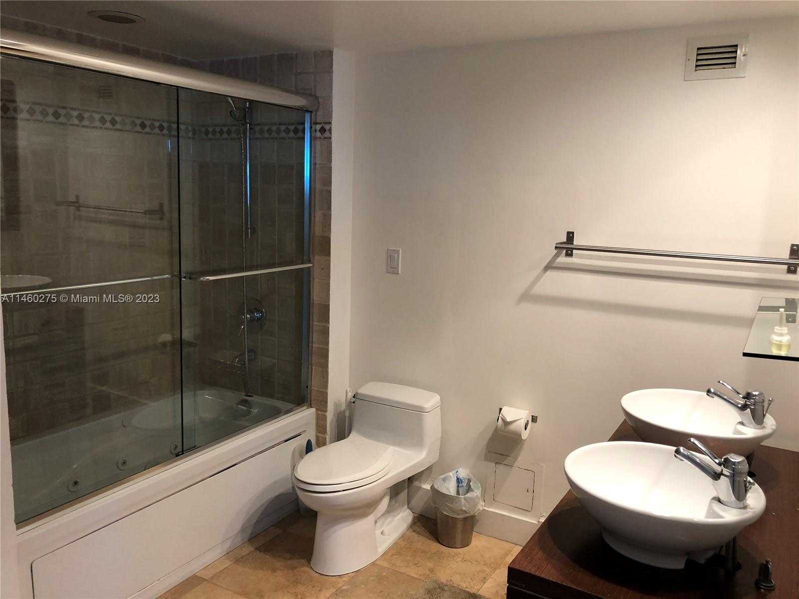 Small Image of 2301 COLLINS AVE #1525, Miami Beach Number 5