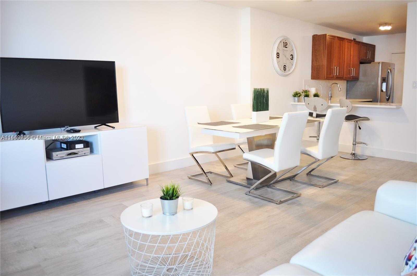 Small Image of 100 LINCOLN RD #435, Miami Beach Number 2