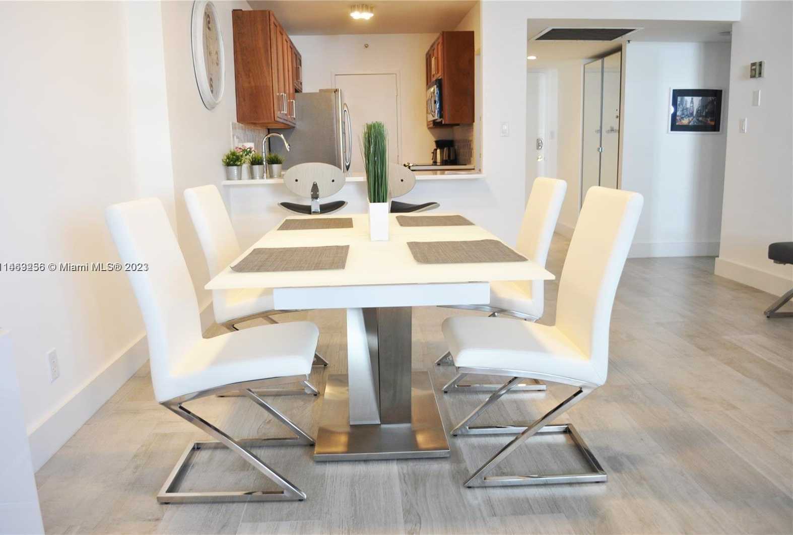 Small Image of 100 LINCOLN RD #435, Miami Beach Number 3