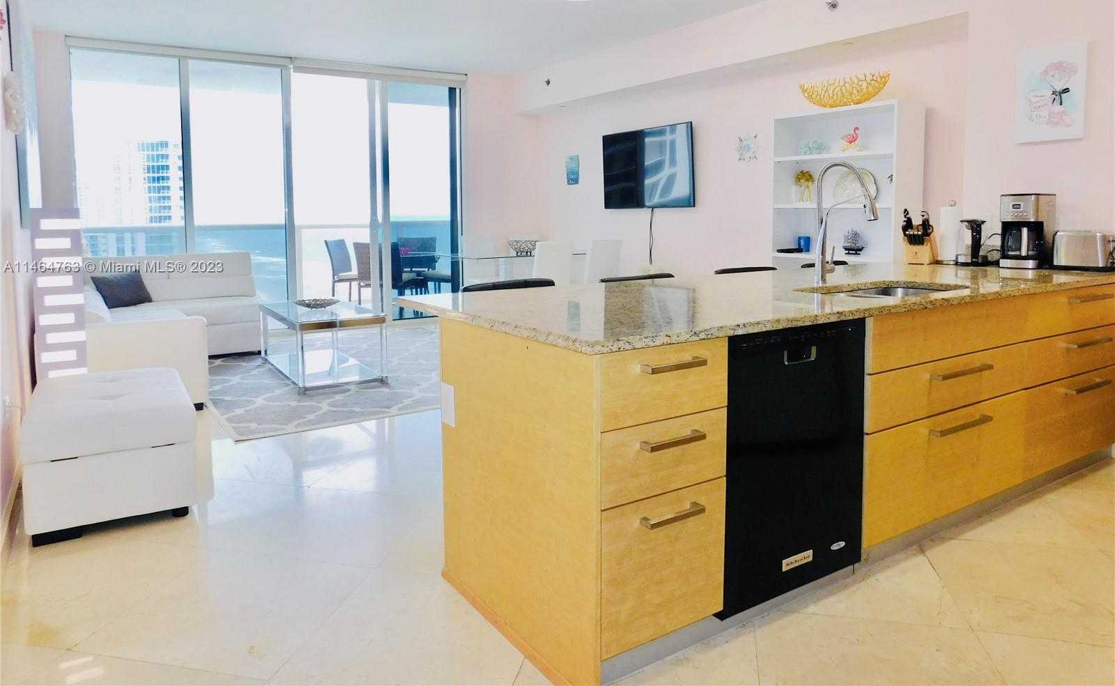 Small Image of 1830 SOUTH OCEAN DR #1912, Hallandale Beach Number 8
