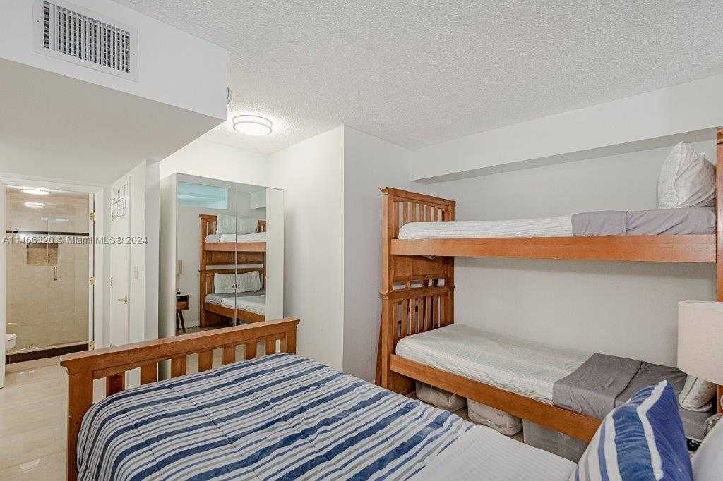 Small Image of 2301 COLLINS AVE #803, Miami Beach Number 13