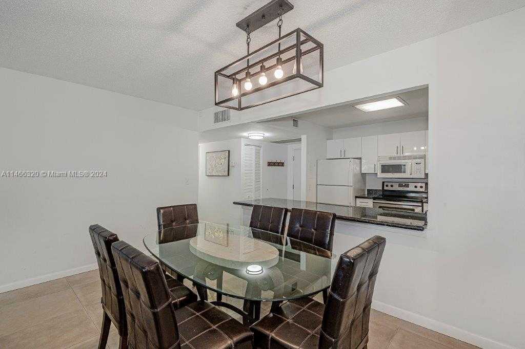 Small Image of 2301 COLLINS AVE #803, Miami Beach Number 26