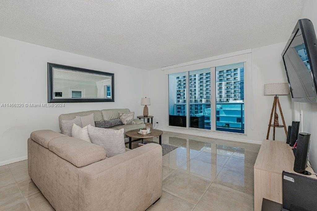 Small Image of 2301 COLLINS AVE #803, Miami Beach Number 8