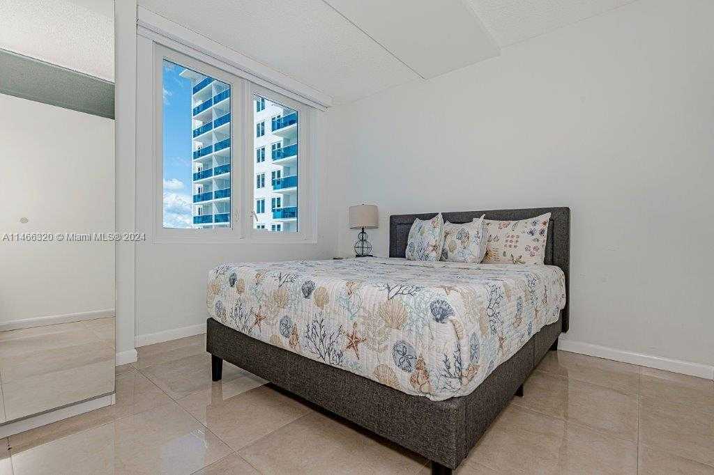 Small Image of 2301 COLLINS AVE #803, Miami Beach Number 9