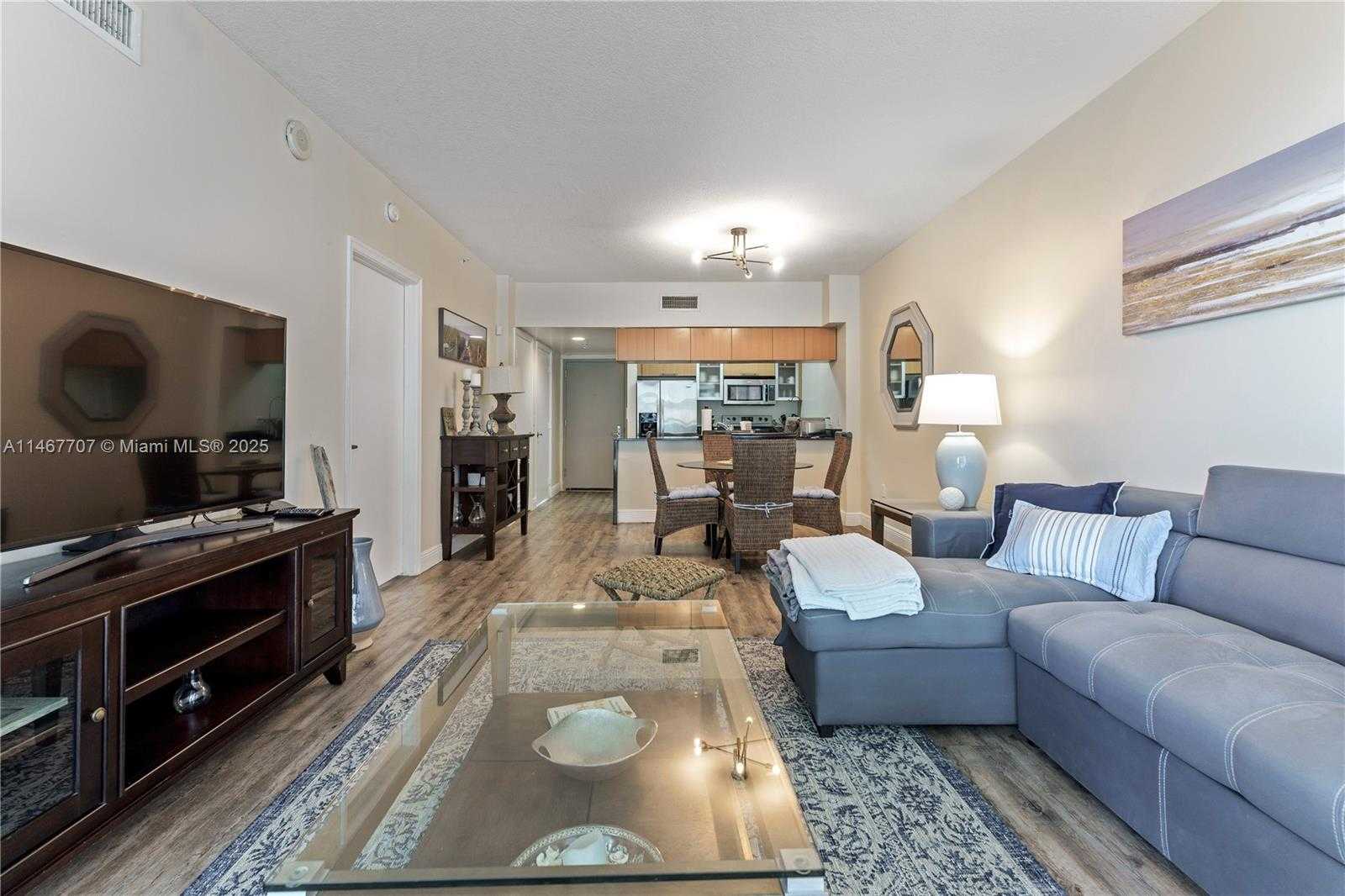 Small Image of 1750 NORTH BAYSHORE DR #1405, Miami Number 20