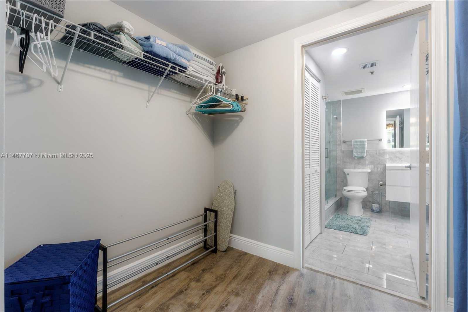 Small Image of 1750 NORTH BAYSHORE DR #1405, Miami Number 24