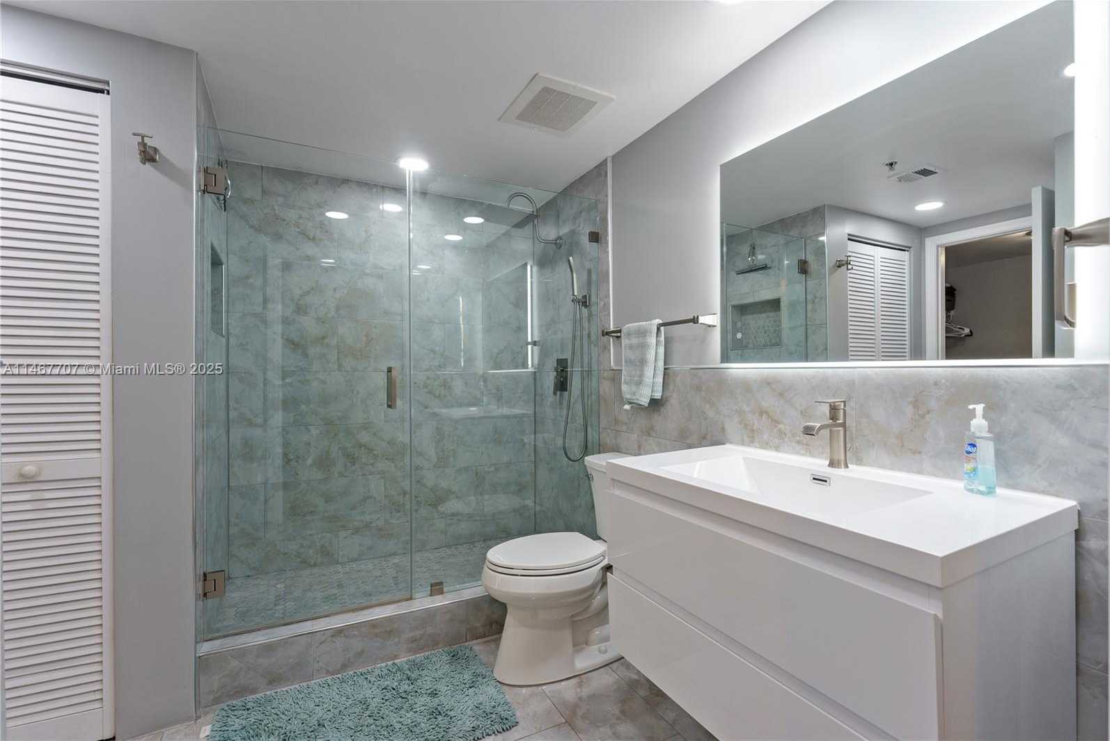 Small Image of 1750 NORTH BAYSHORE DR #1405, Miami Number 26