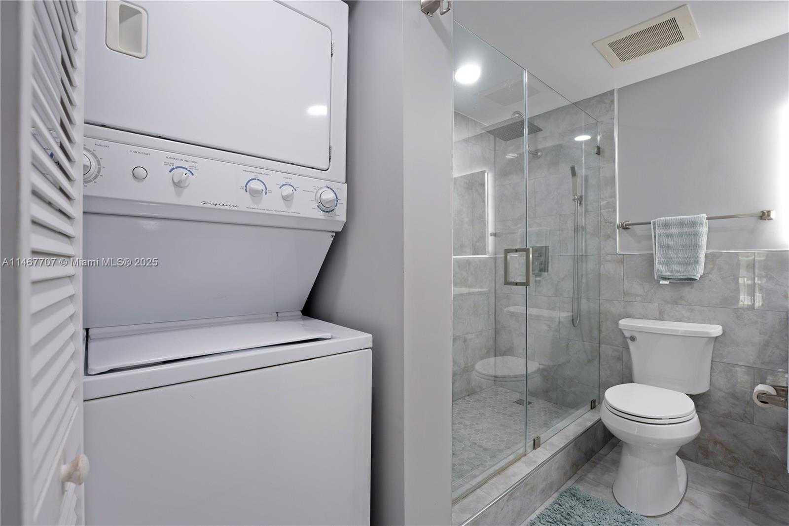 Small Image of 1750 NORTH BAYSHORE DR #1405, Miami Number 29